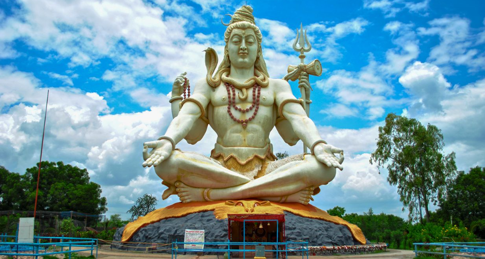 Shivgiri Temple, Vijayapura (Bijapur), Karnataka - Vushii.com